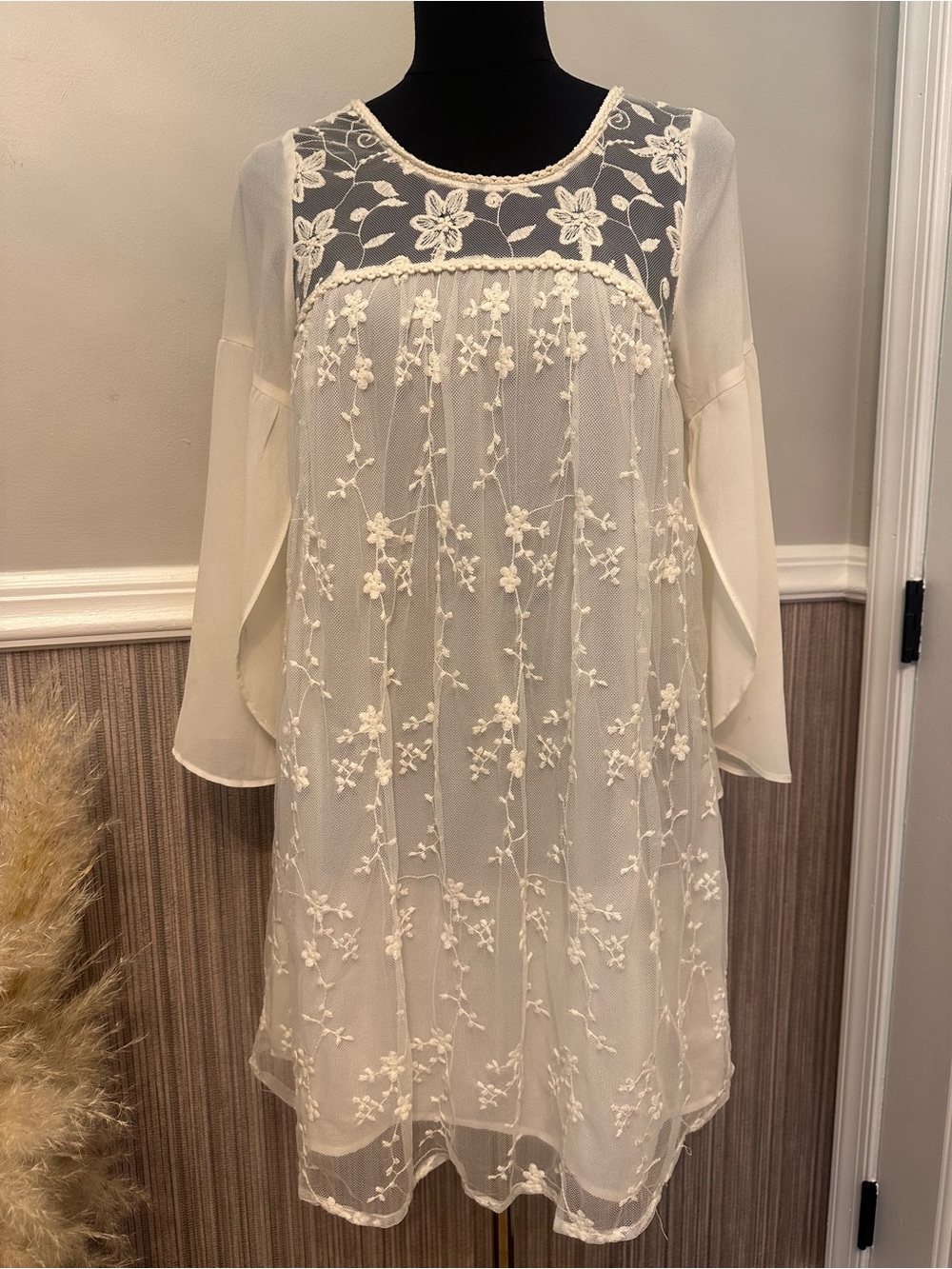 Umgee Small Ivory Embroidered Mesh Lace Bell Sleeve Boho Tunic Dress